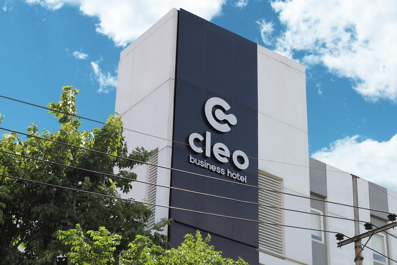 Cleo Business Hotel Jemursari